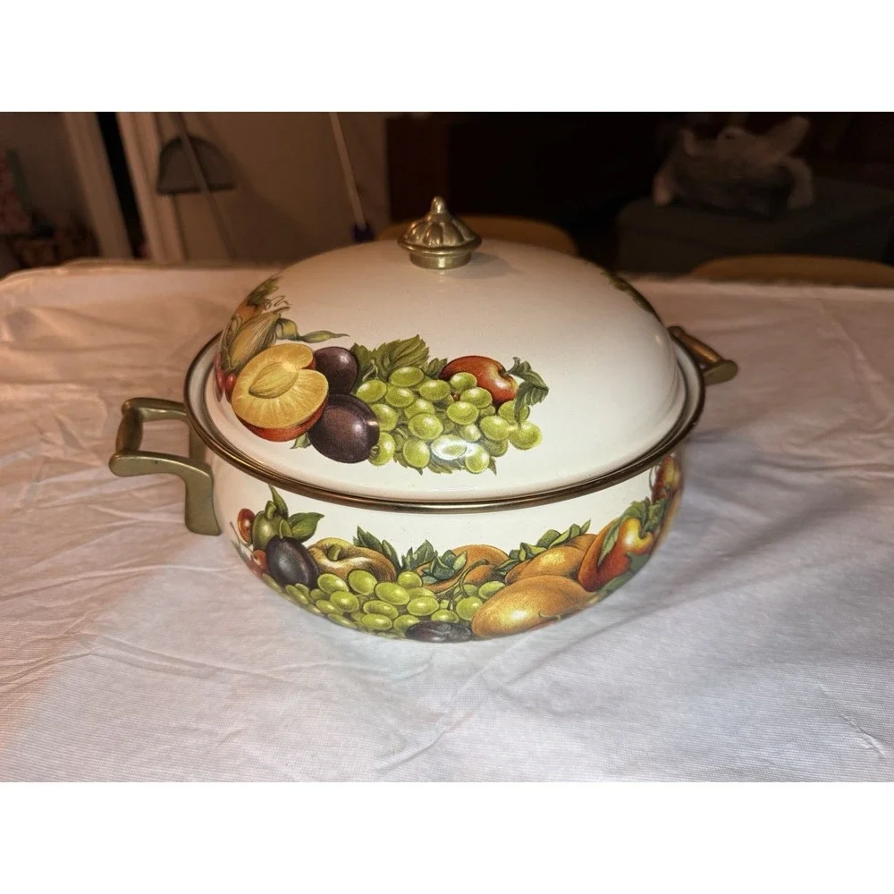 Vintage Enamelware Covered‎ Casserole Dutch Oven Fruit Cornucopia  10.5